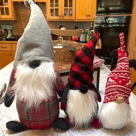Pottery barn gnome set of 3. New